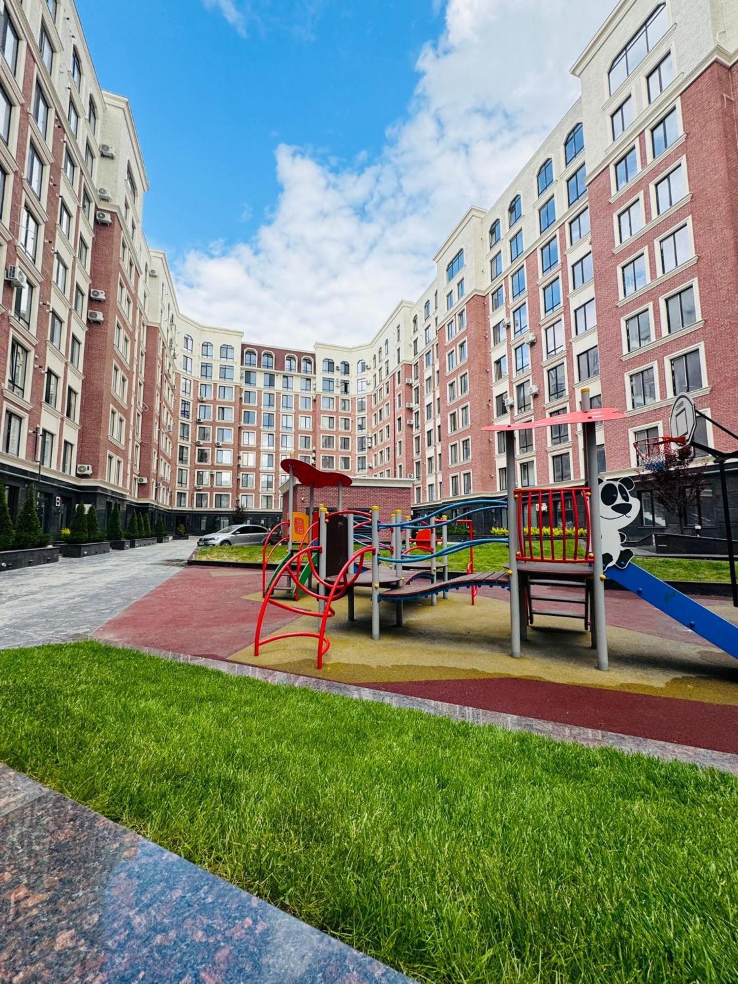 Two Bedroom Apartment In The Center, With Parking, Address Avram Iancu 32 Chisinau Exterior photo