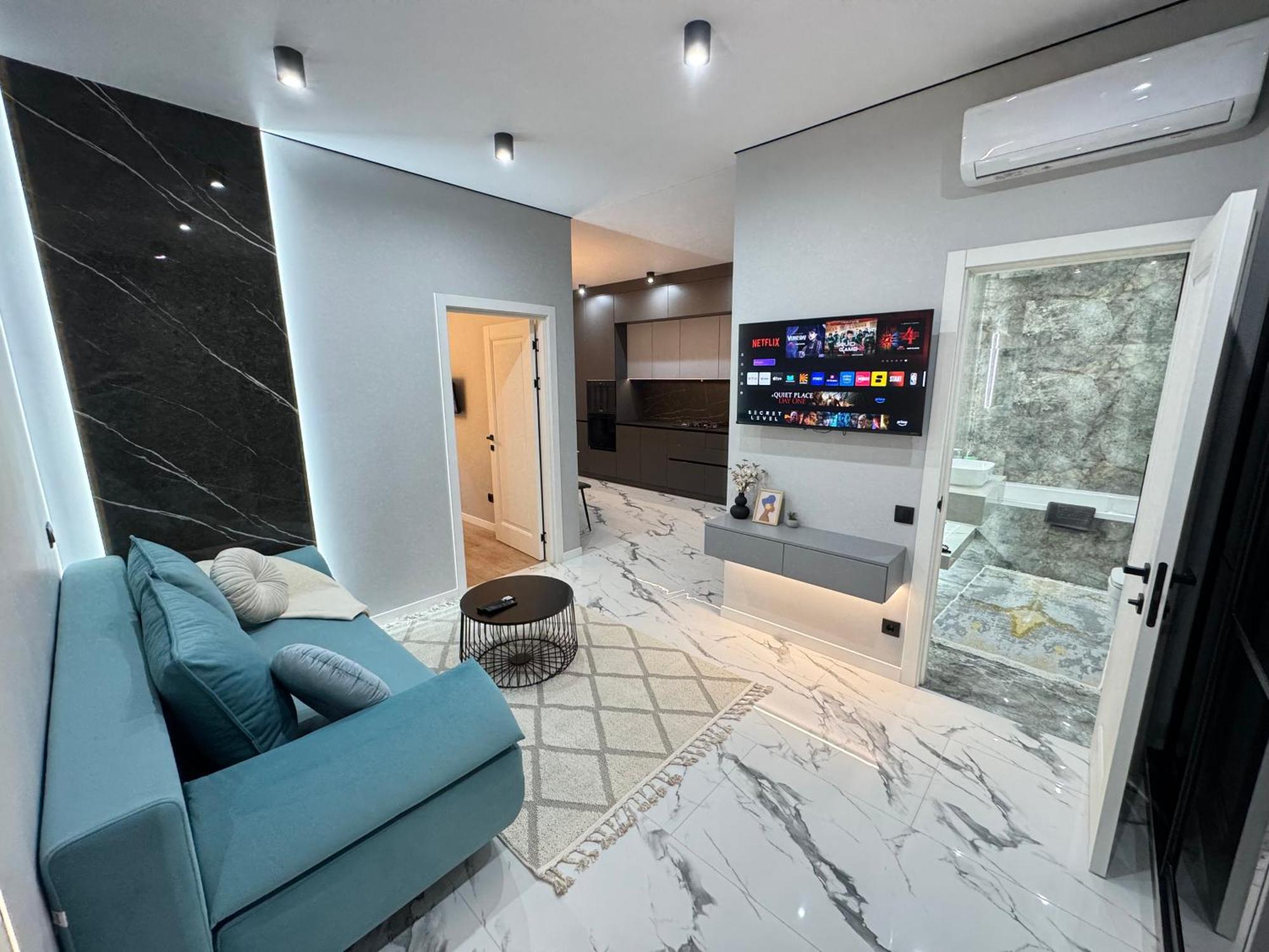 Two Bedroom Apartment In The Center, With Parking, Address Avram Iancu 32 Chisinau Exterior photo